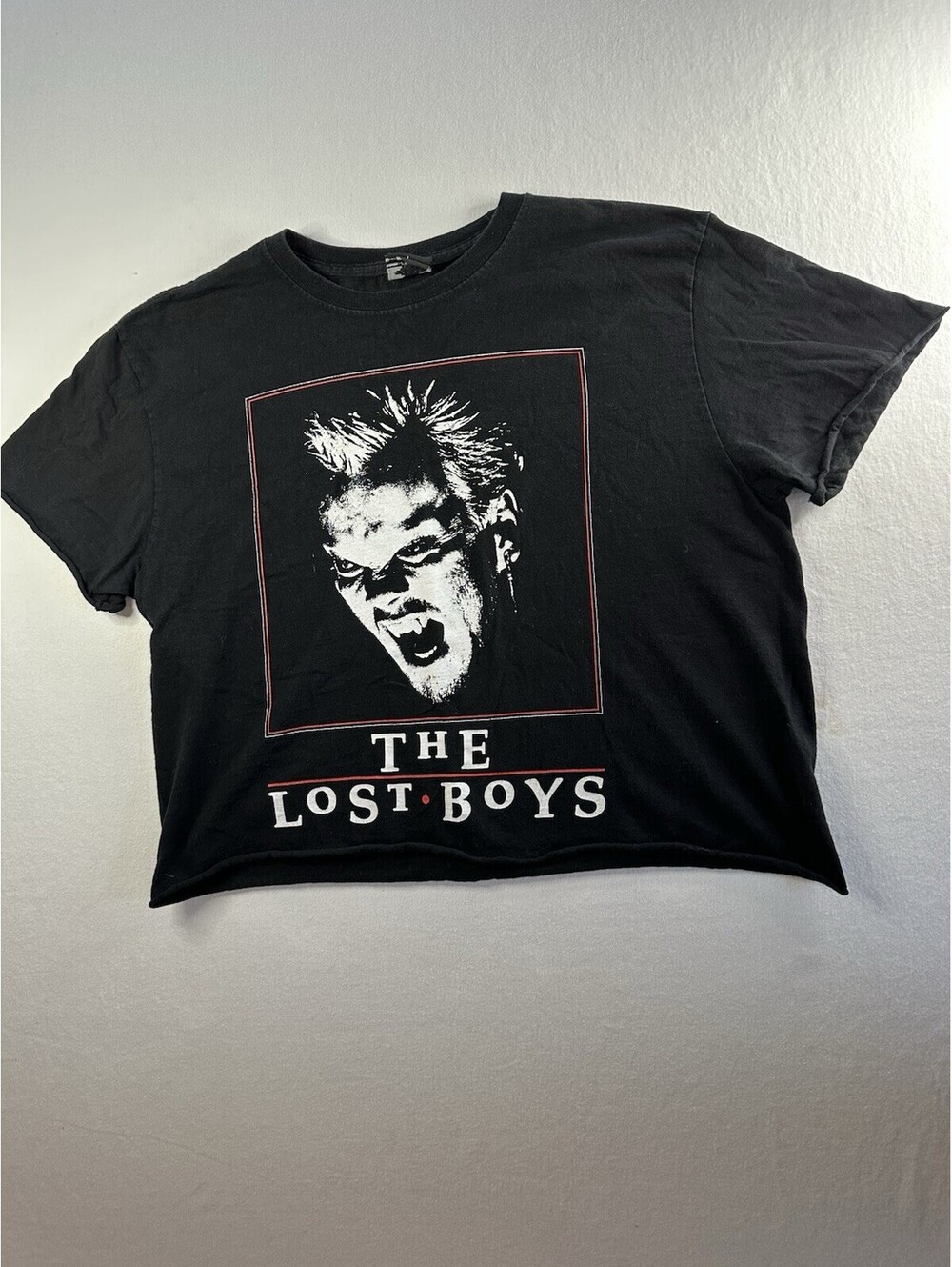 The Lost Boys Dumbgood David Vampire Graphic T-Shirt Black M\L Cropped